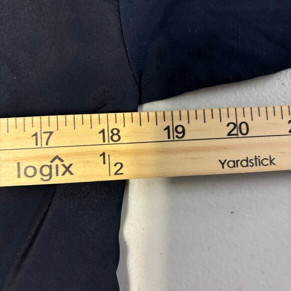 Chico's Top Women Size Small Navy Blue Scoopneck Floral Print Lightweight Comfy - Picture 5 of 9